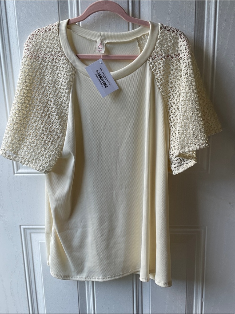 Cream Lace-Sleeve Round Neck Blouse